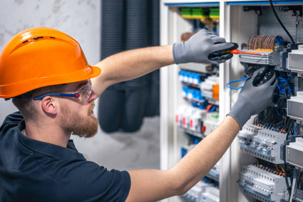 Best Circuit Breaker Repair  in Bellport, NY